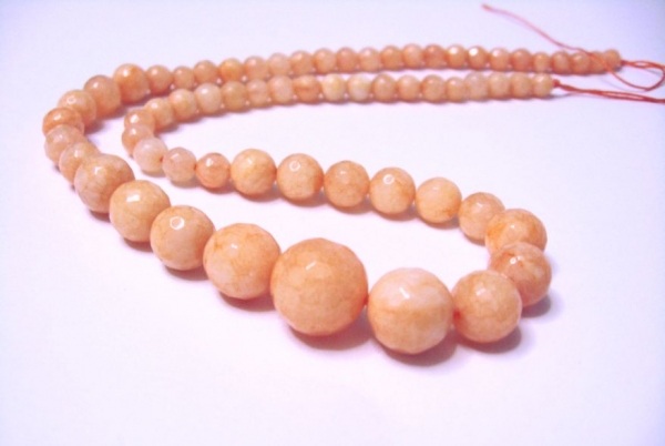 Jade Apricot Verlauf Edelstein Strang